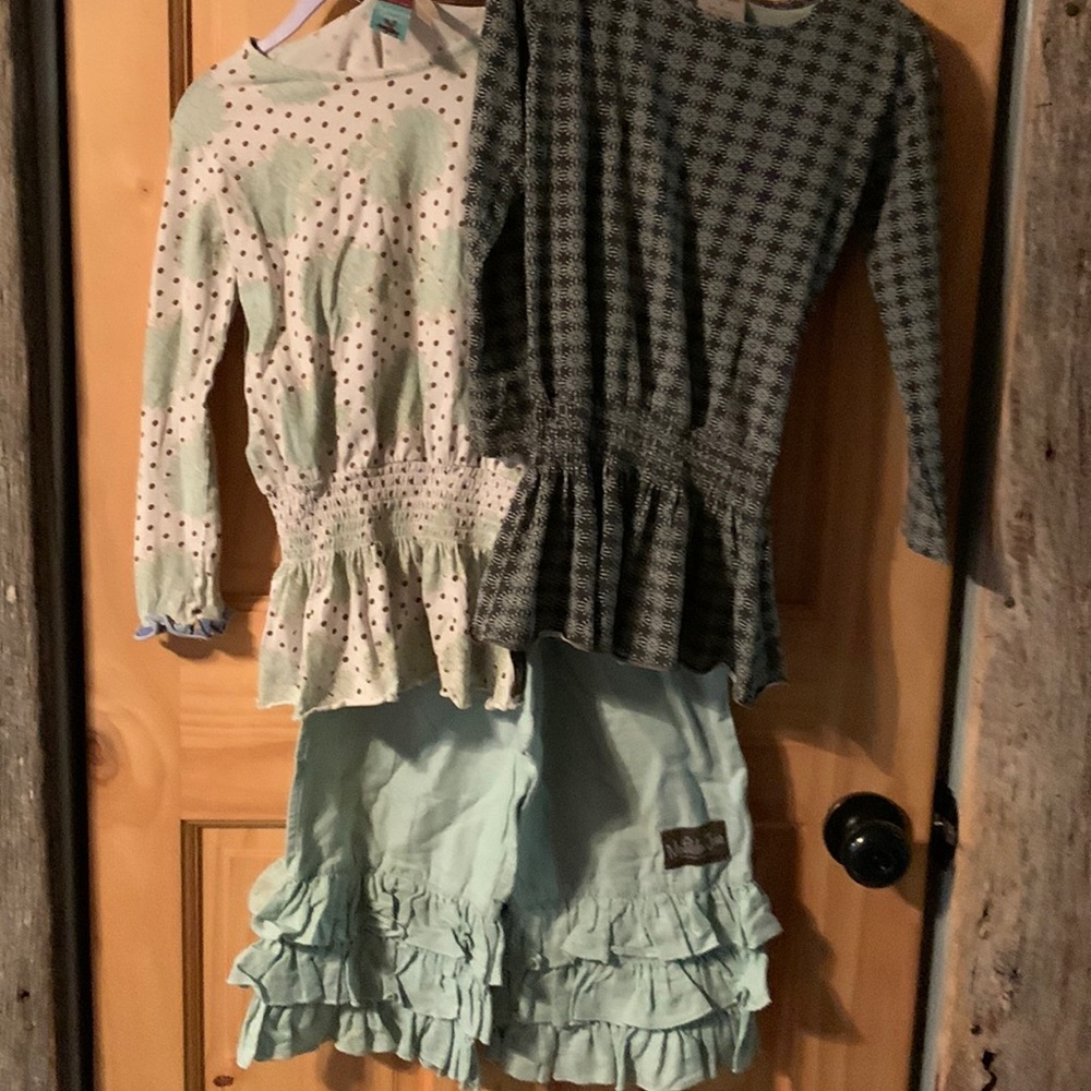 Matilda Jane bundle 2 shirts and one pair of matching pants size 6